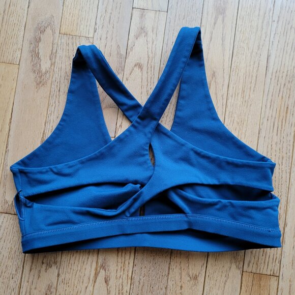 Fabletics Caribbean Blue Oasis Twist-Front Sports Bra XL - Picture 7 of 9